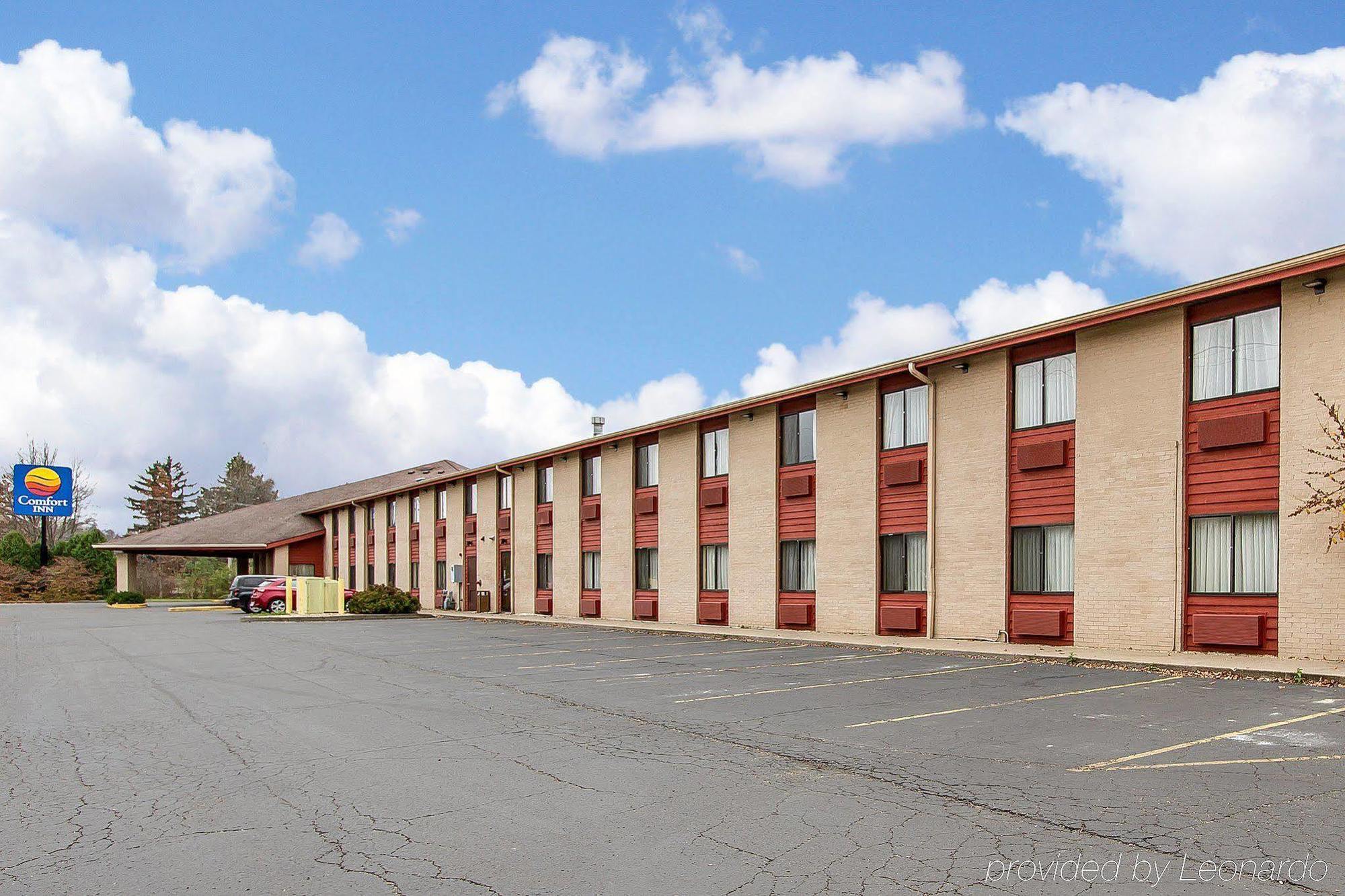 Quality Inn Macomb Near University Area מראה חיצוני תמונה