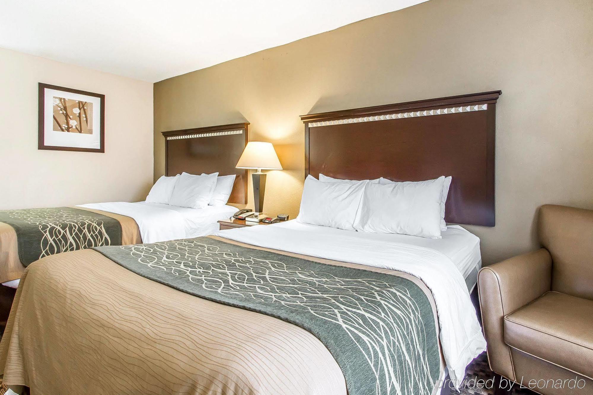 Quality Inn Macomb Near University Area מראה חיצוני תמונה